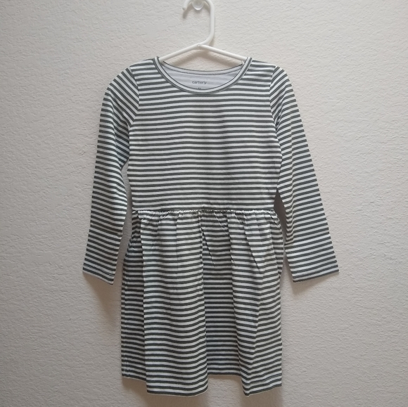 Carter's 2 Pack Jersey Dresses 4t - Picture 3 of 8